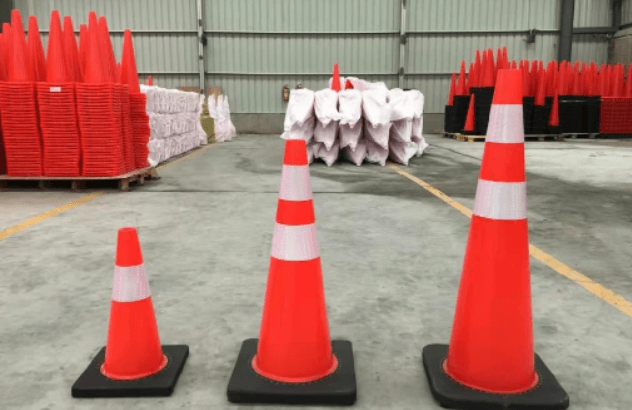 rubber base PVC Cone