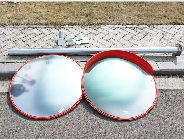 Convex Mirror