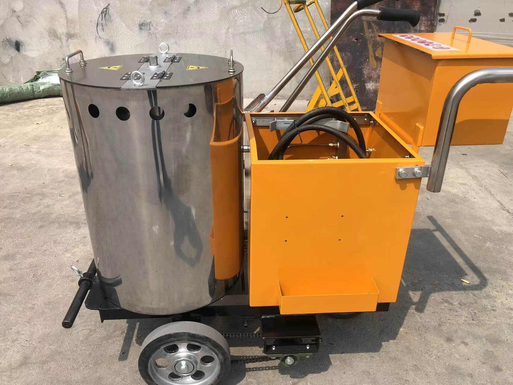 Thermoplastic Traffic Painting Machine